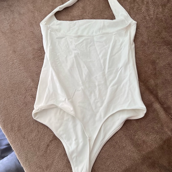 Halter bodysuits from Abercrombie and fitch - Picture 6 of 7